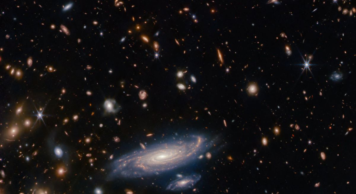 Джеймс Уэбб наблюдает самые старые галактики, известные на сегодняшний день, и они не соответствуют предсказаниям