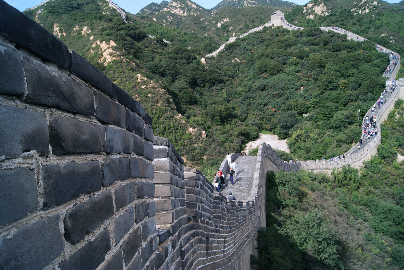 Строительство китайской стены история 5 класс. Великая китайская стена. 4—3 ВВ. До н. э.. Династия Цинь китайская стена. Великая китайская стена Цинь Шихуанди. Великая китайская стена в эпоху Цинь.