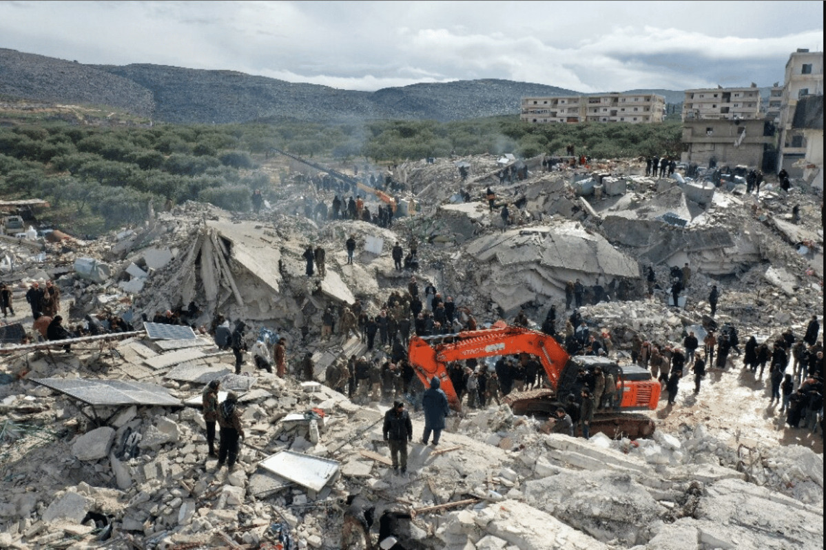 Почему землетрясение в Турции и Сирии было таким разрушительным?