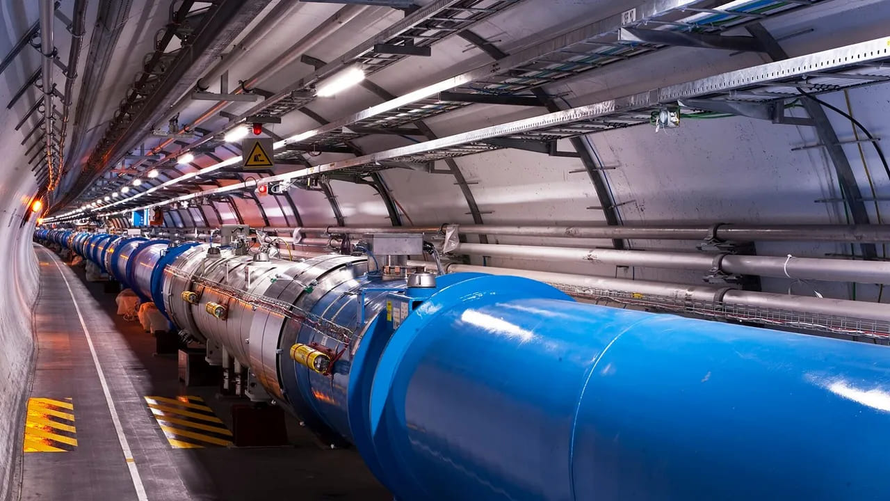 Учёные раскрыли природу радиального расширения кварк-глюонной плазмы на БАК