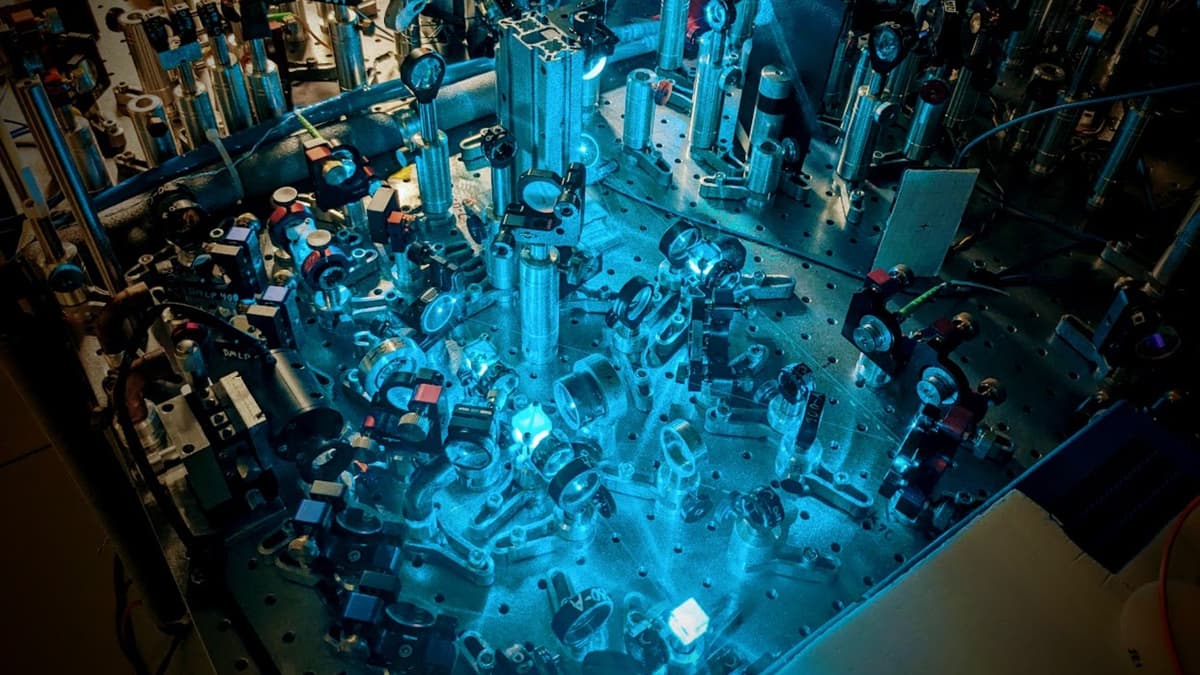 Учёные создали первый в мире лазерный квантовый радиоприёмник без антенн