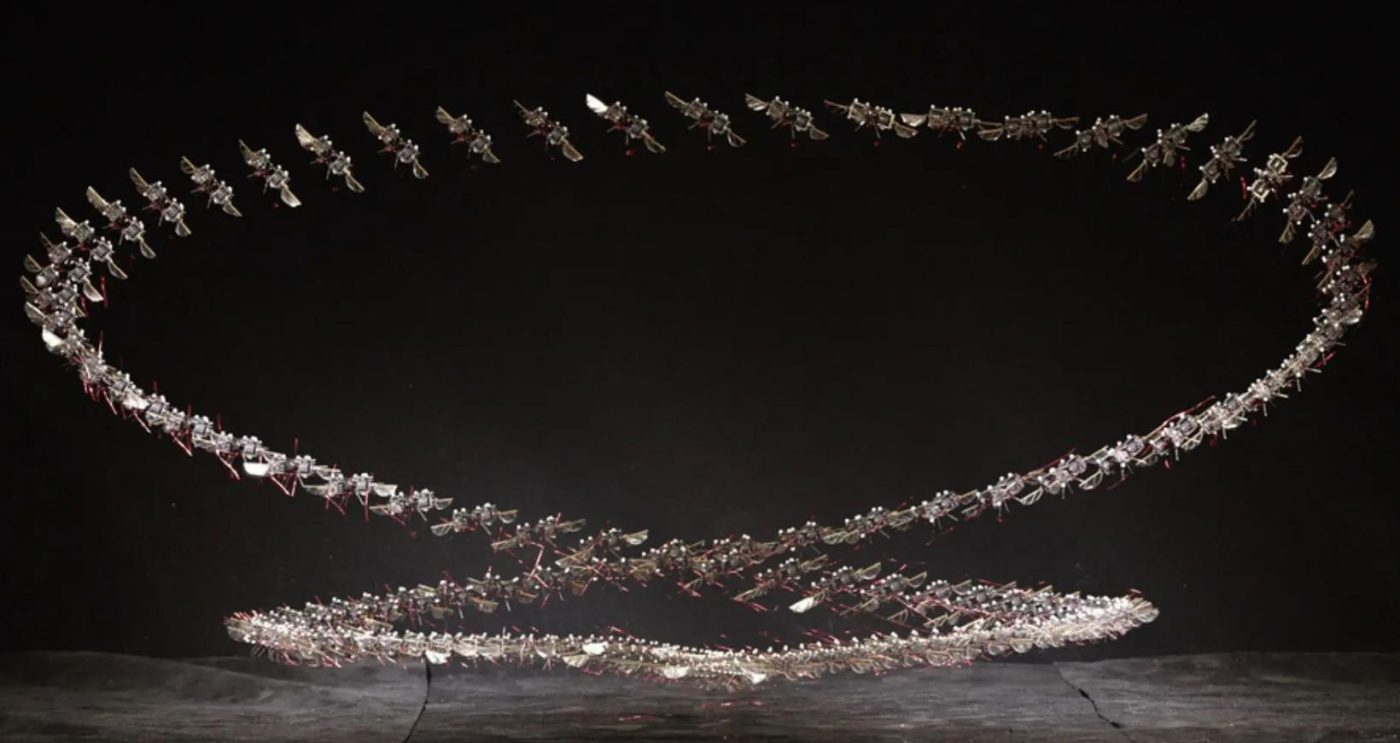 MIT создал летающего микроробота с рекордной манёвренностью для работы в завалах