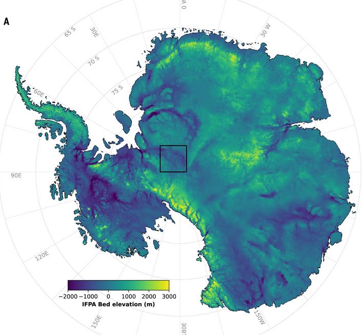 Учёные впервые детально нанесли на карту скрытые подо льдом ландшафты Антарктиды