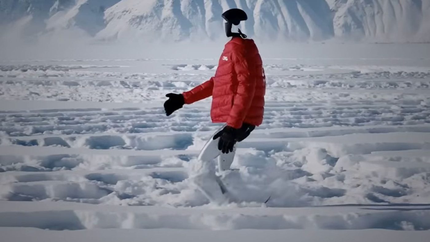 Китайский гуманоидный робот установил мировой рекорд, пройдя 130 000 шагов при –47,4 °C